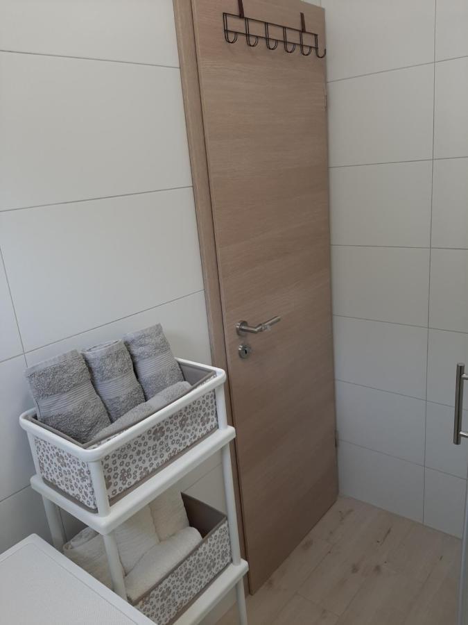 Apartman Maslina Pisak Exterior photo